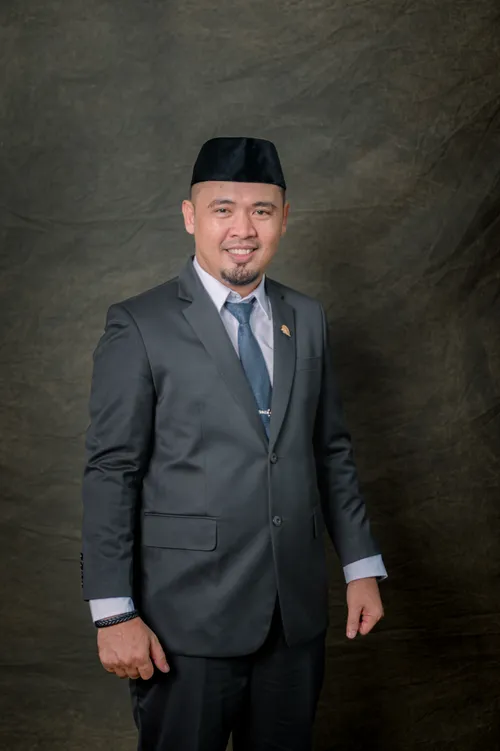 Deni Setiawan, S.H. ()
