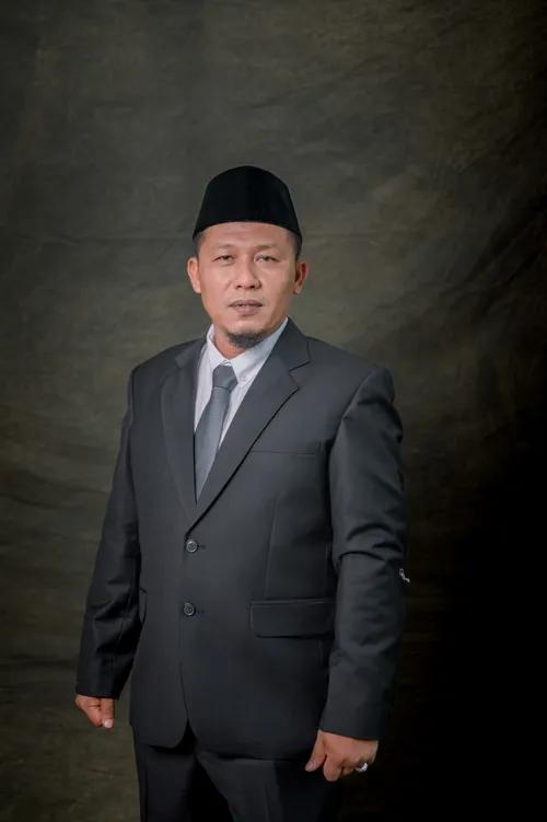 Doni Putra Montazori ()