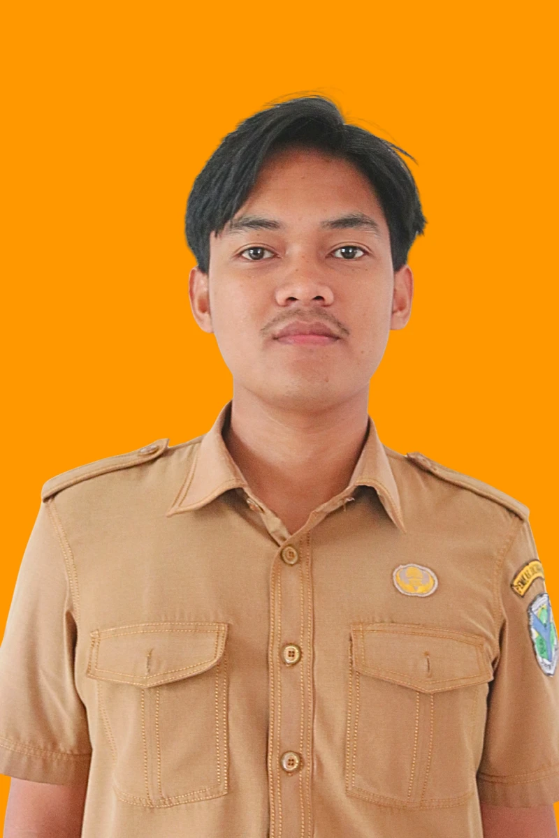 Muhammad Reza Athallah Putra (Operator Layanan Operasional)