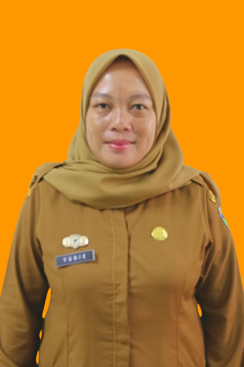 Sri Wahyuni, S.Kom. (Penata Layanan Operasional)